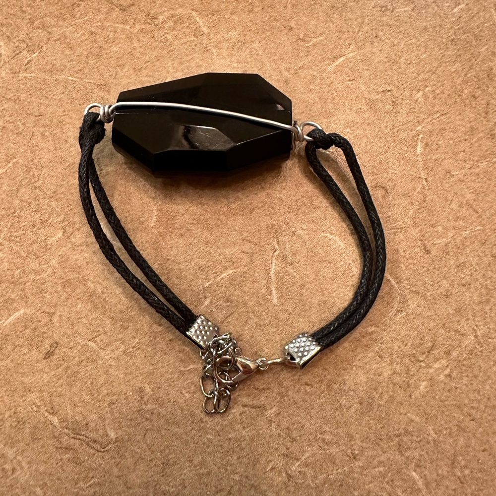 Large stone bracelet